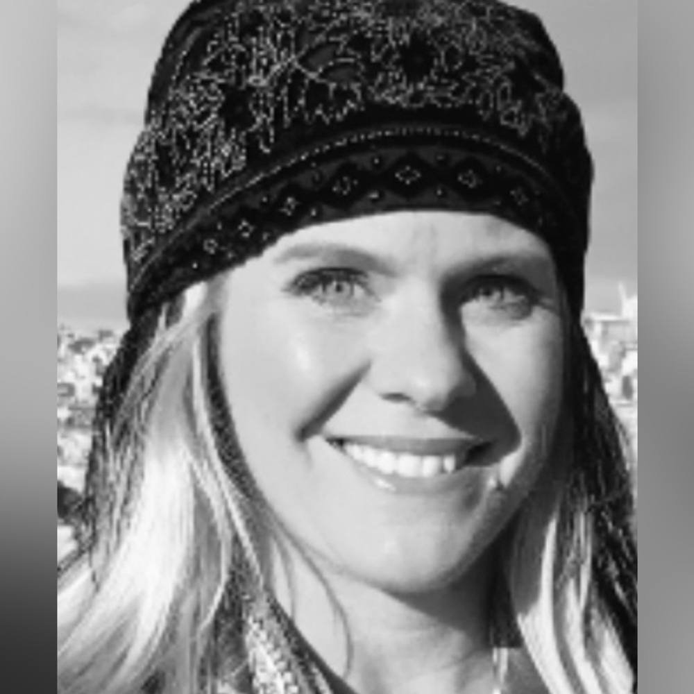 Meet your Posher, Posh